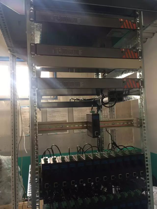 GPS定位器