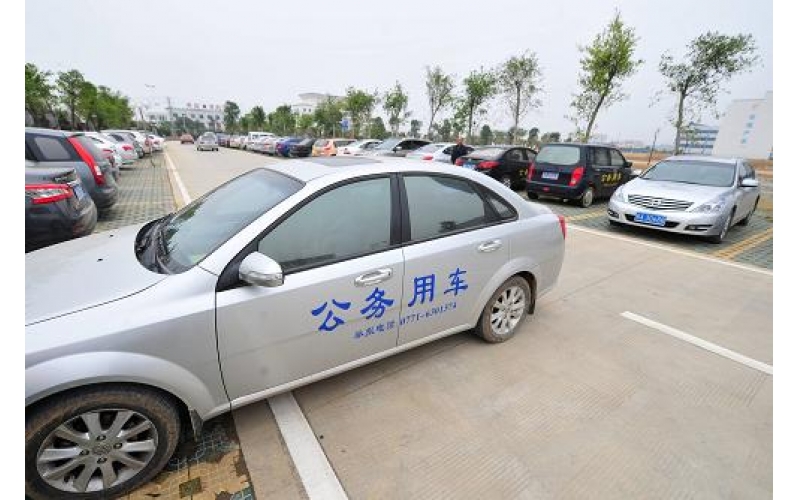 公務(wù)車管理行業(yè)定位監(jiān)控解決方案